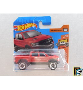 Hotwheels 2020 Ram 1500 Rebel Rood 1:65