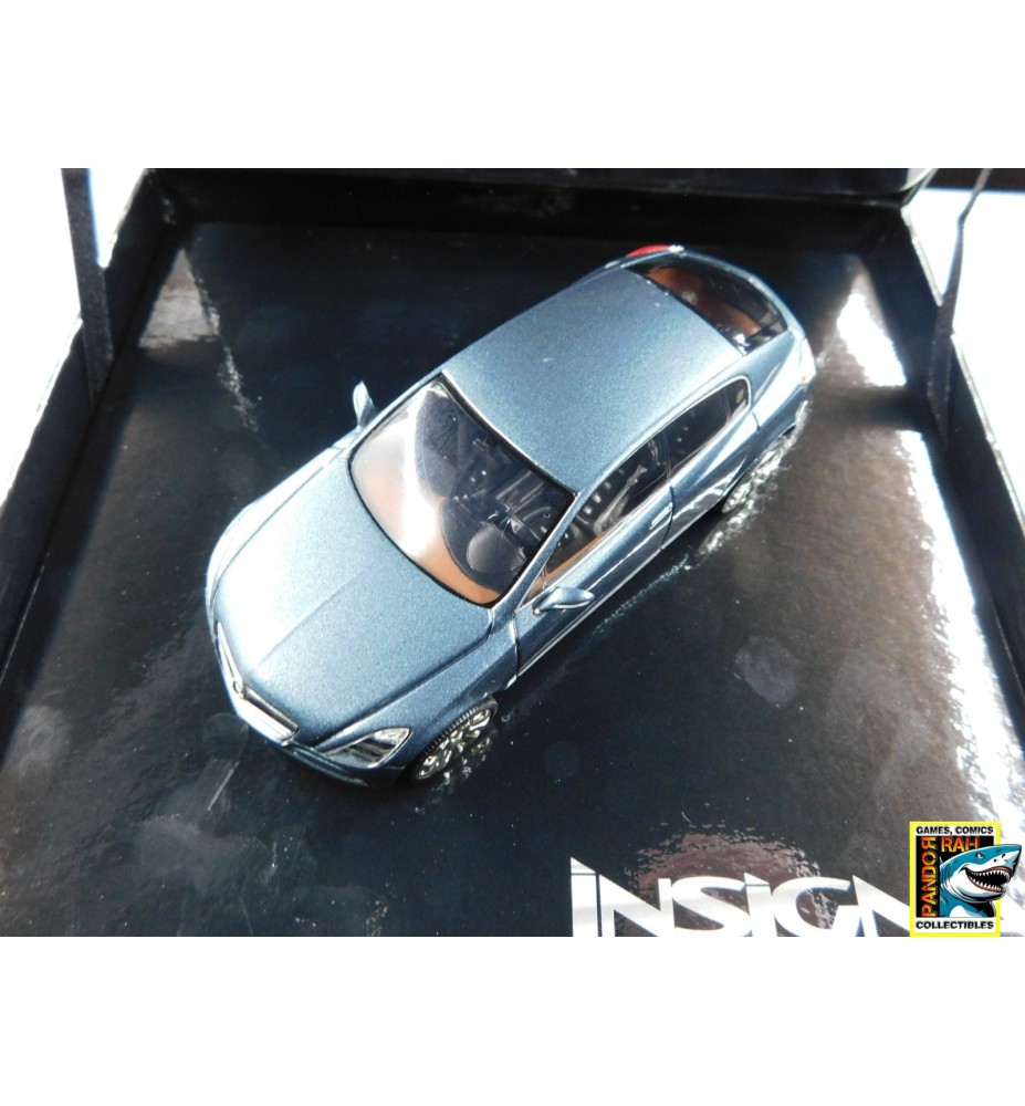 Opel Insignia Luxe Dealer Edition Zilver 1:43