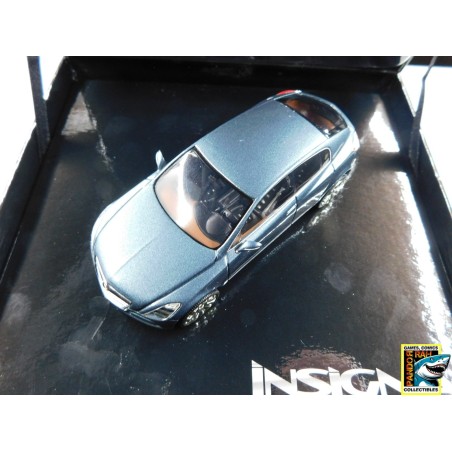 Opel Insignia Luxe Dealer Edition Zilver 1:43